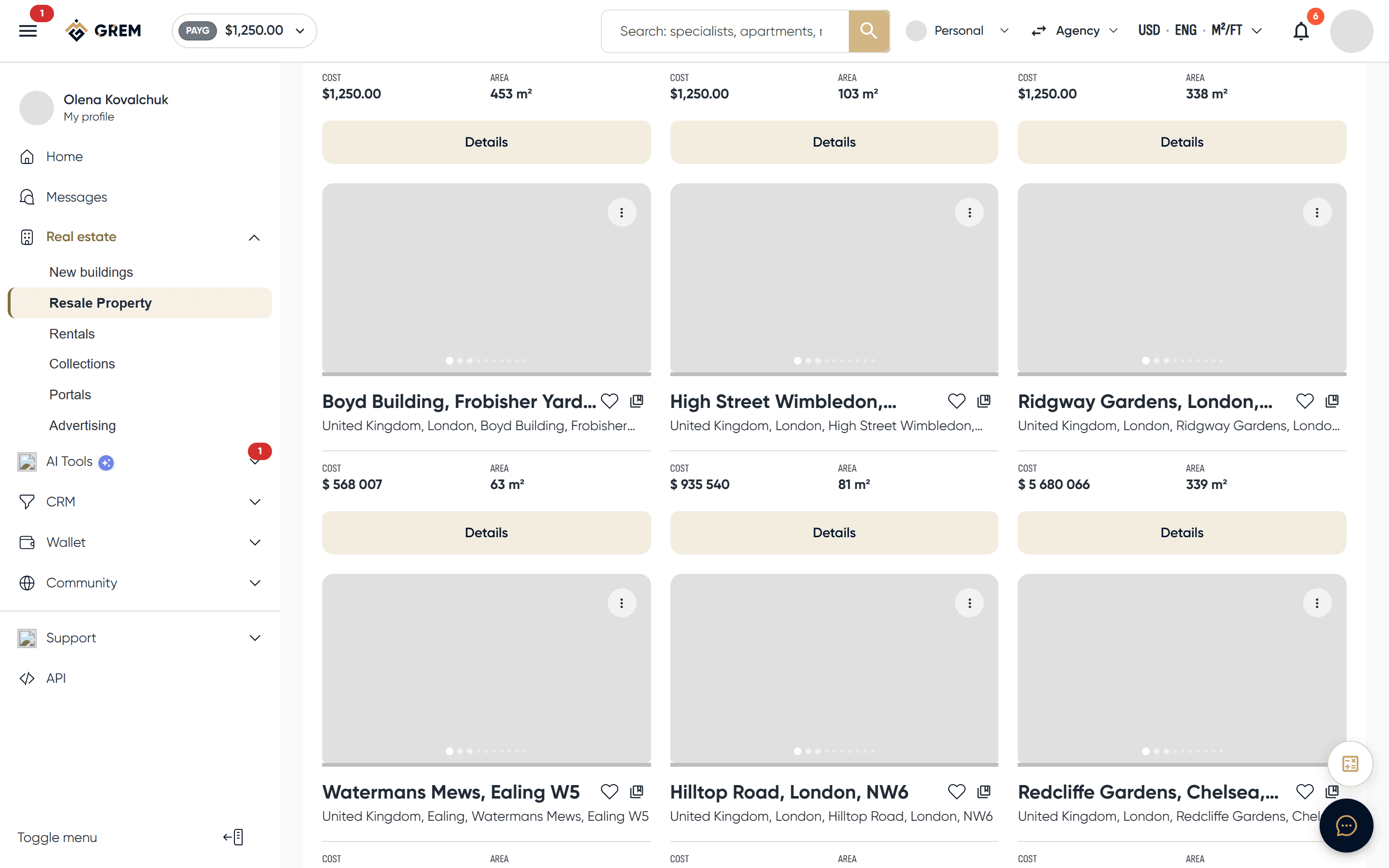 Property status badges